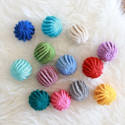 Meow Ruffle Ball